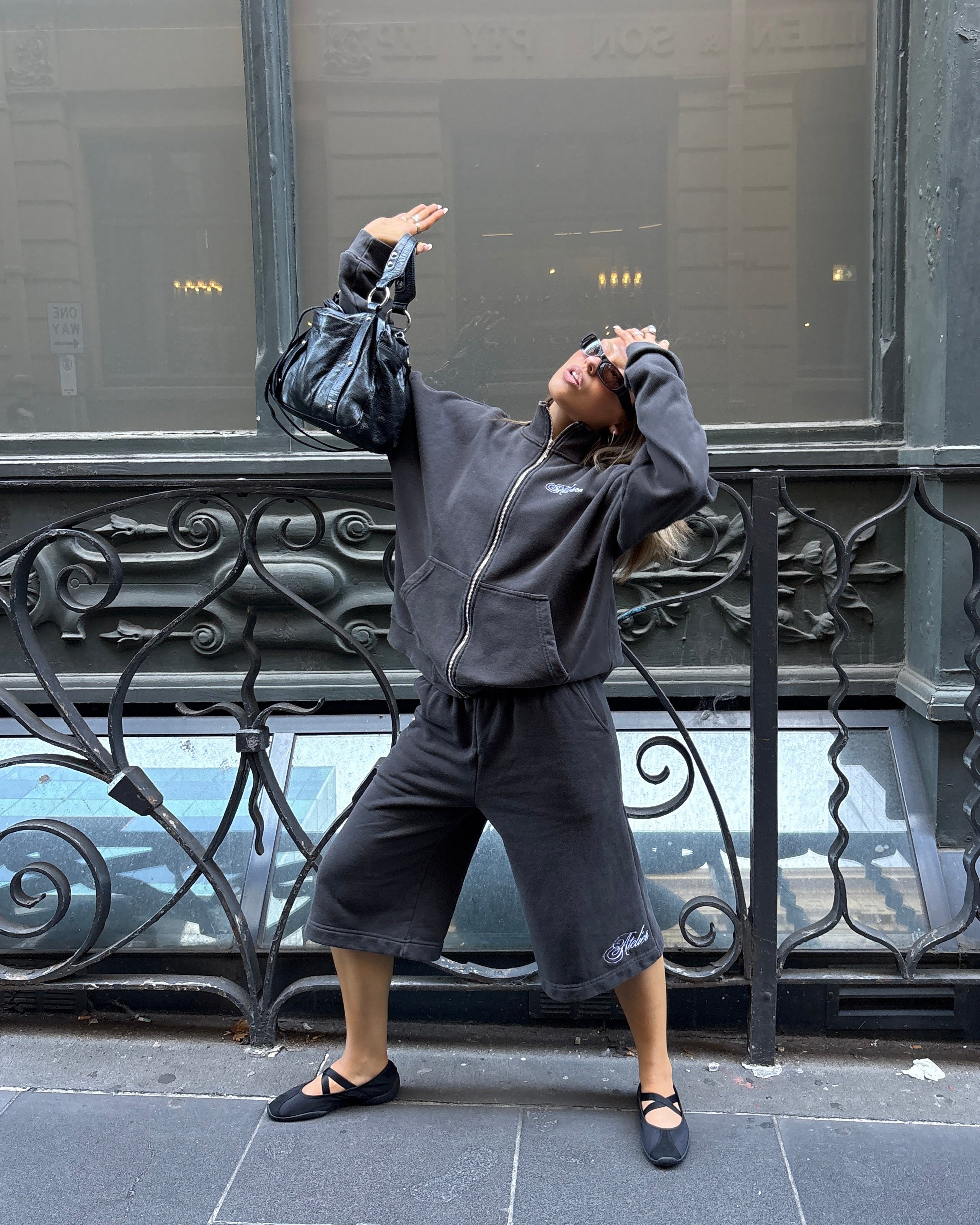 Atelier Zip Through - Charcoal