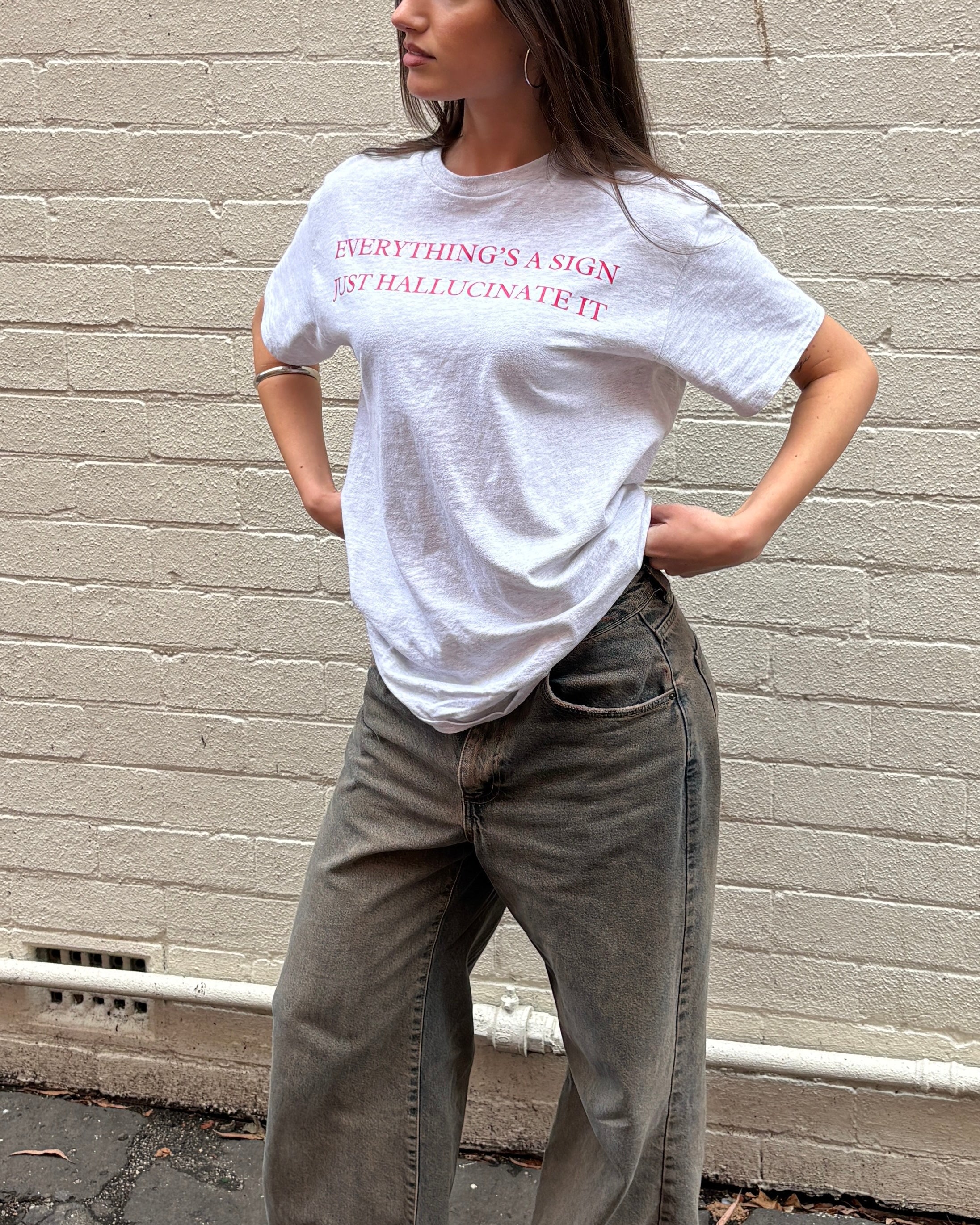 Everything’s a sign tee