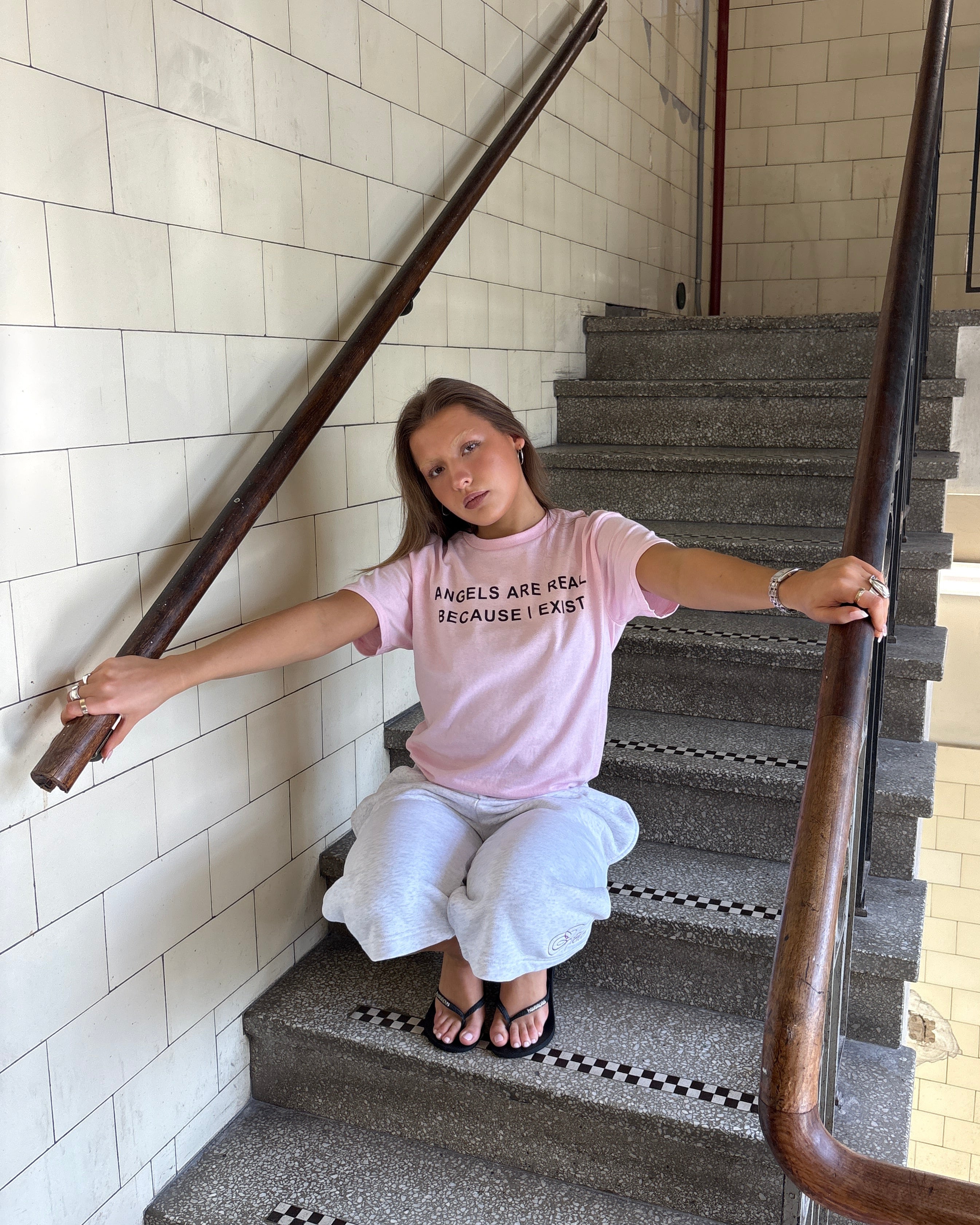 Pink slogan t shirt, little yarn graphic tee, 2000’s fashion, oversized tee, other normal tee